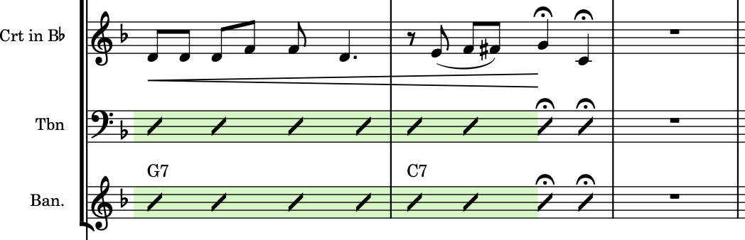 トロンボーン譜表とバンジョー譜表に入力された符尾なしのスラッシュ付き声部の音符
